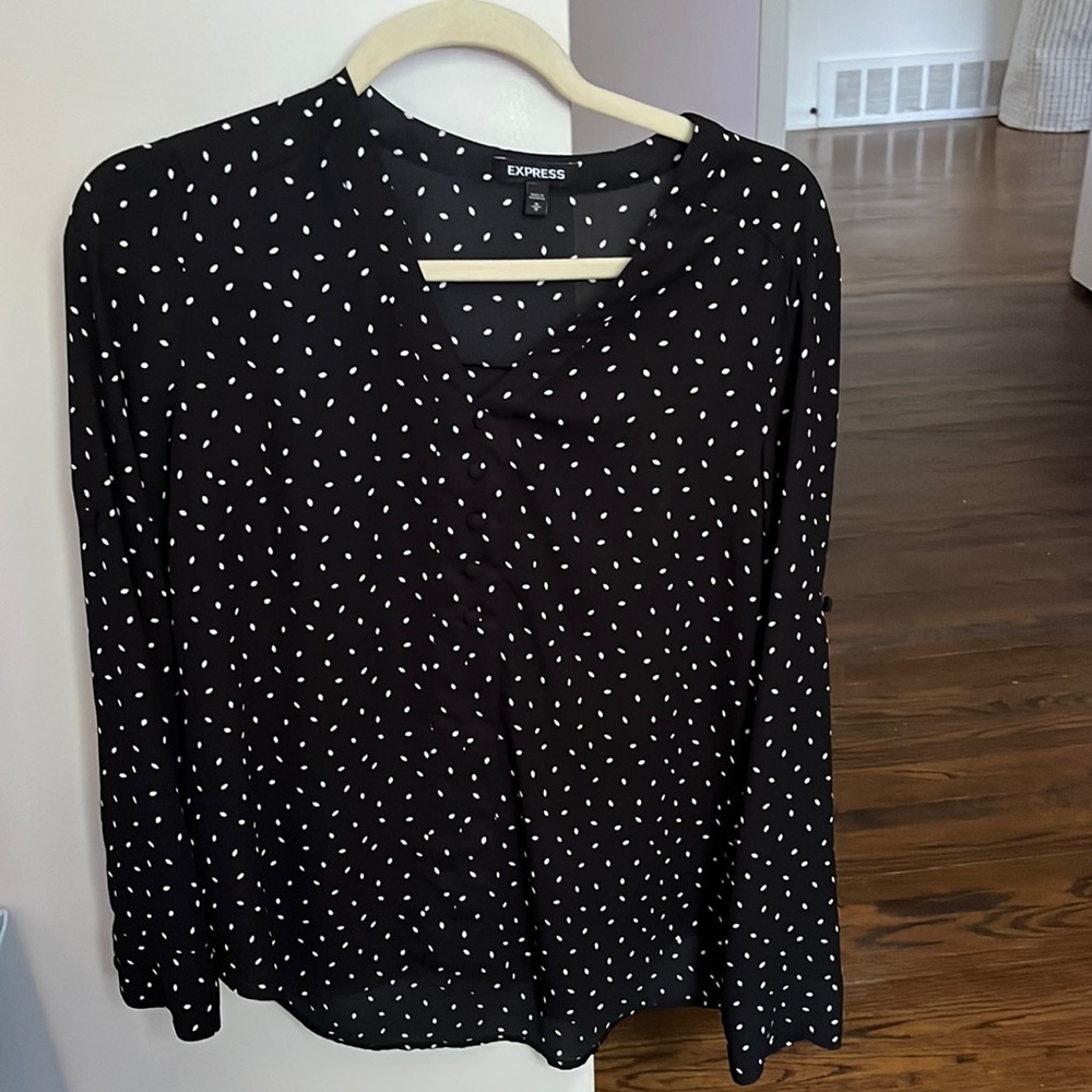 Express shirt, button details no pockets